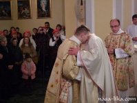 Prvo ređenje nakon 43 godine u crkvi Presvetog Trojstva ila_rendered