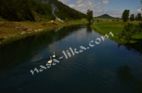 Čišćenje rijeke Gacke i obalnog dijela duž čitavog toka. ila_rendered